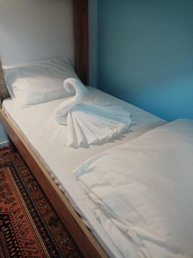 Armis Hostel Istanboel Buitenkant foto