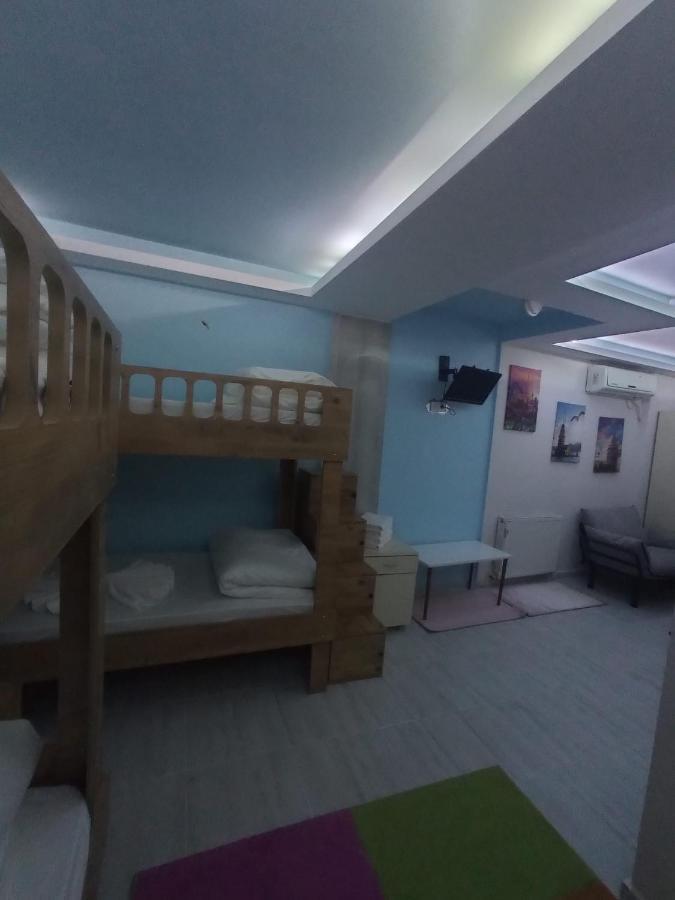 Armis Hostel Istanboel Buitenkant foto