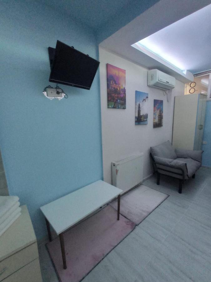 Armis Hostel Istanboel Buitenkant foto