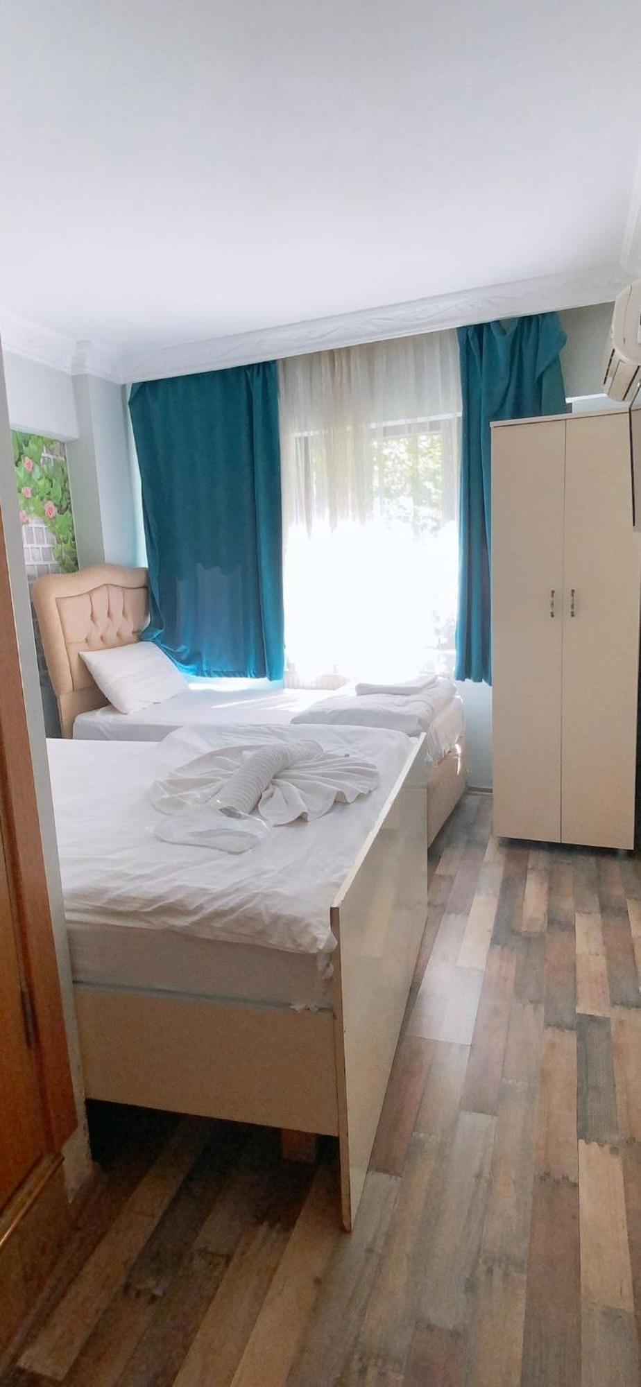 Armis Hostel Istanboel Buitenkant foto