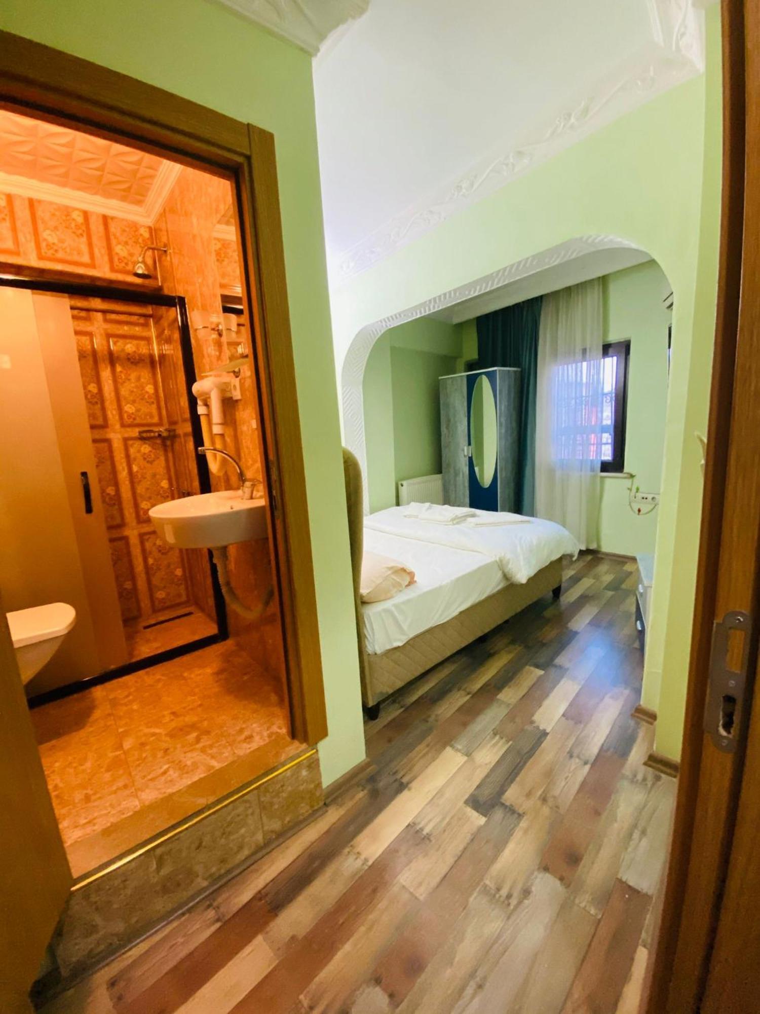 Armis Hostel Istanboel Buitenkant foto